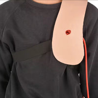 Herida de bala pecho hemorragia y mercancía entrenamiento militar