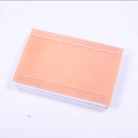 Simulador mano y pierna para practicas en habilidades quirurgicas
